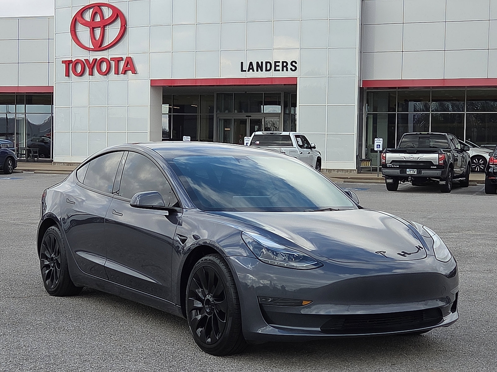 2023 Tesla Model 3 Base's photo