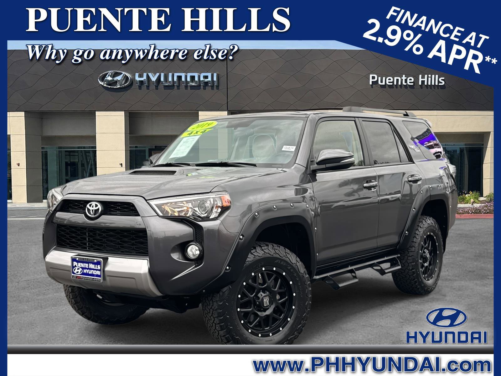 2019 Toyota 4Runner TRD Off-Road Premium's photo