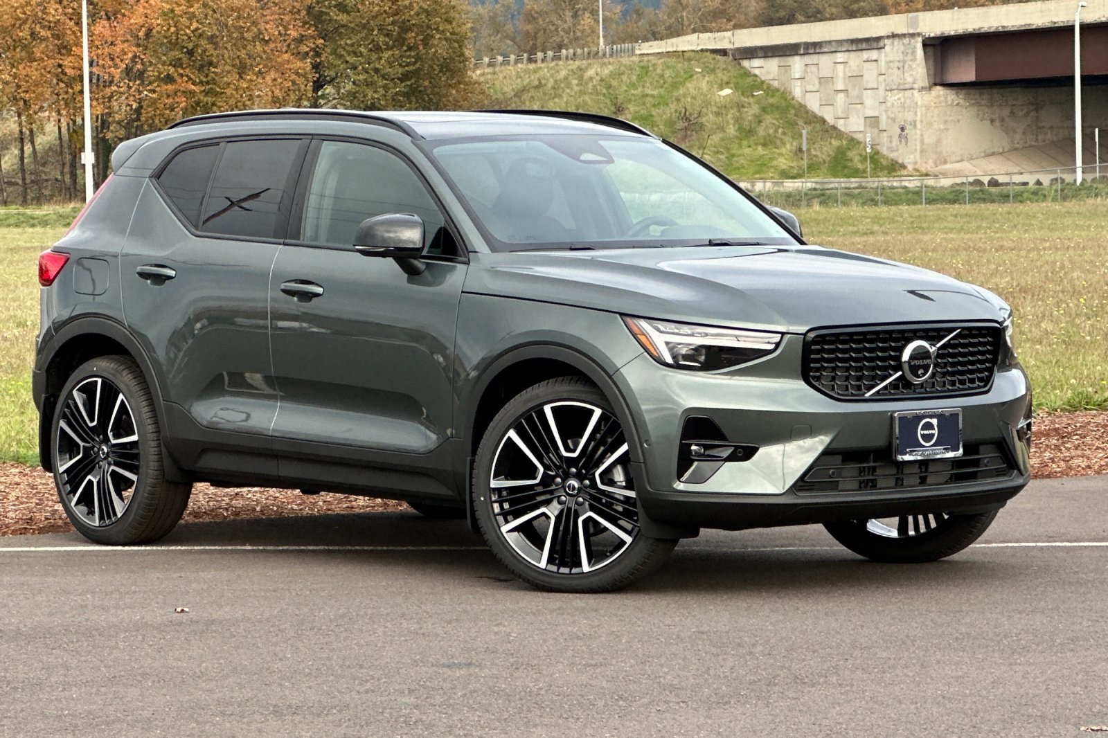 2026 Volvo XC40 Ultra's photo