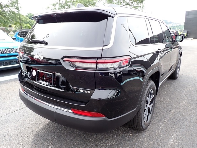 2025 Jeep Grand Cherokee Limited photo 4