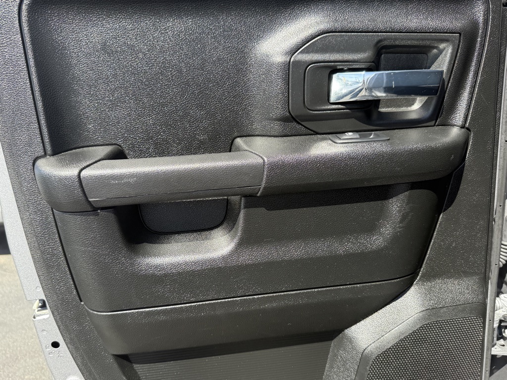 2022 Ram 1500 Classic Warlock photo 22