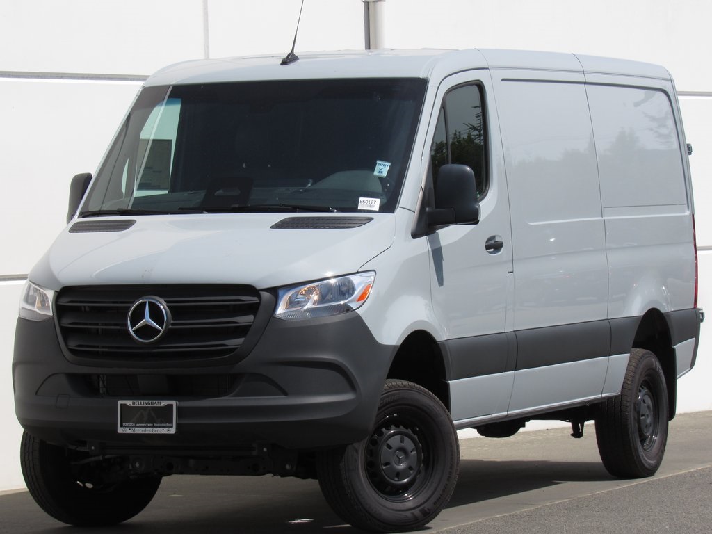 2025 Mercedes-Benz Sprinter Cargo Van Base's photo