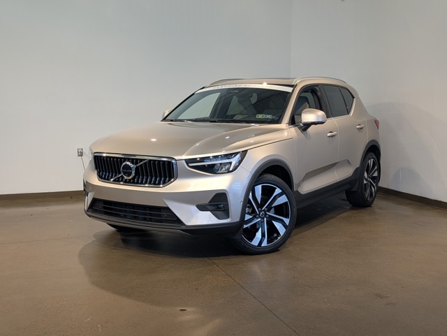 2023 Volvo XC40 Ultimate