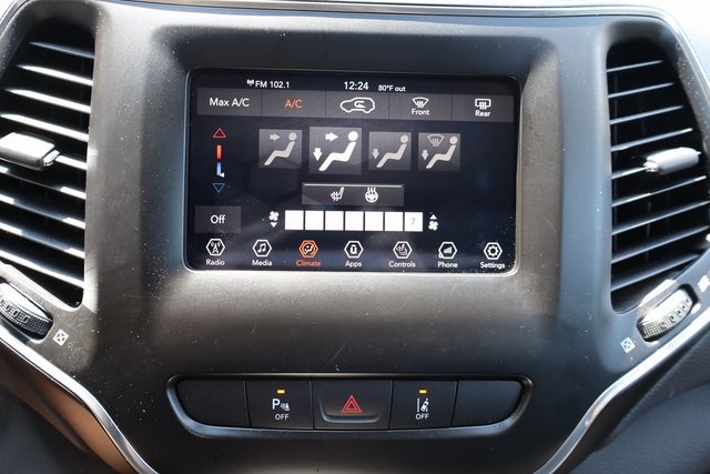 2021 Jeep Cherokee Latitude Lux photo 14