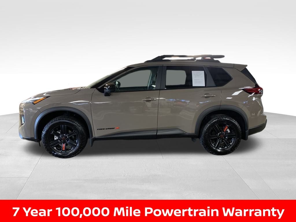 2025 Nissan Rogue SV photo 2