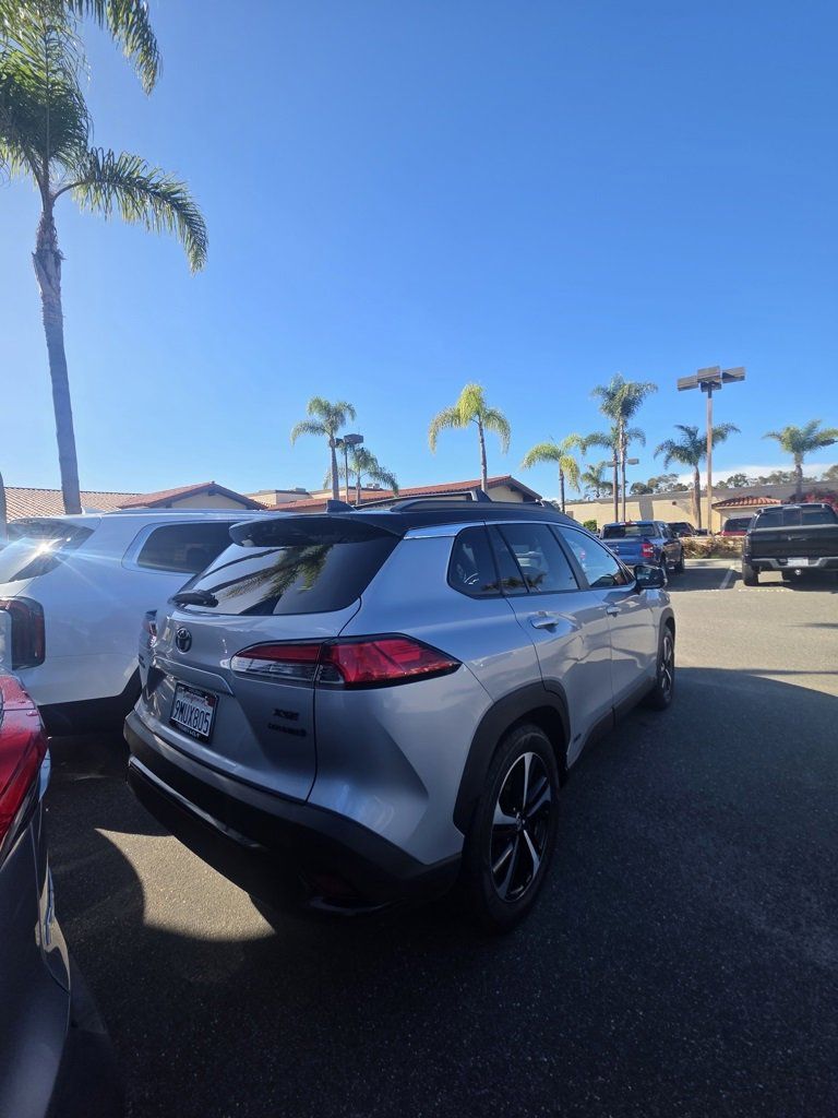 2024 Toyota Corolla Hybrid XSE photo 3