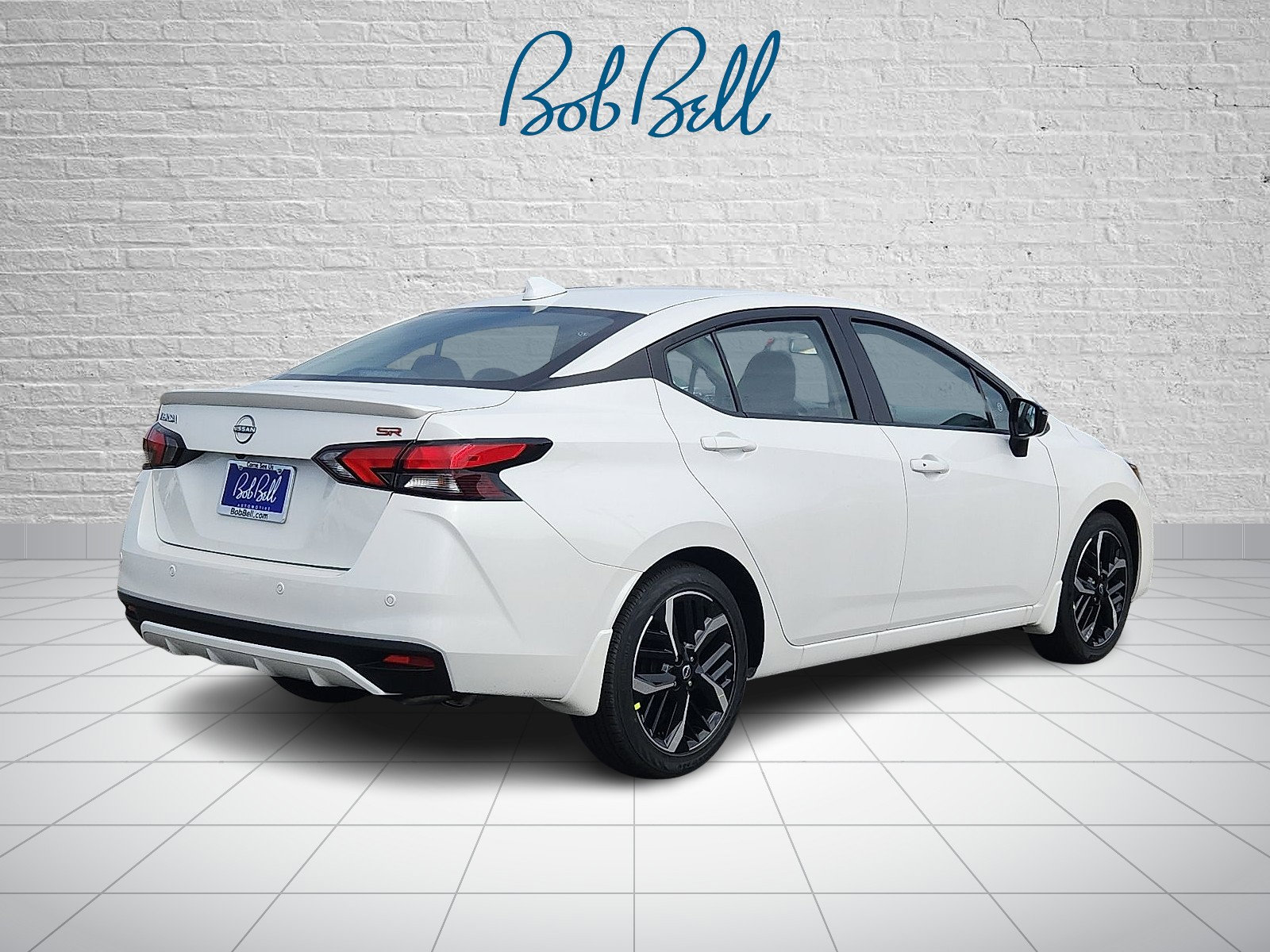 2025 Nissan Versa 1.6 SR photo 3