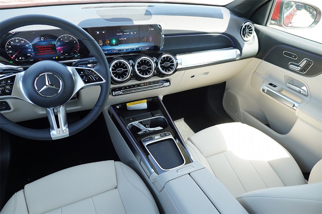 2026 Mercedes Benz GLB 250 photo 16