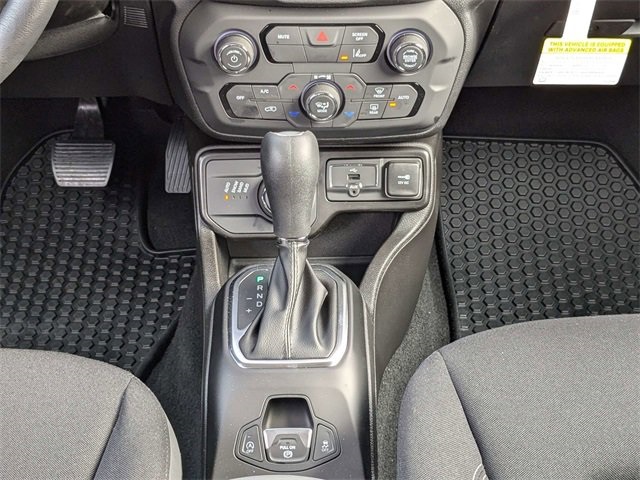 2023 Jeep Renegade Altitude photo 20