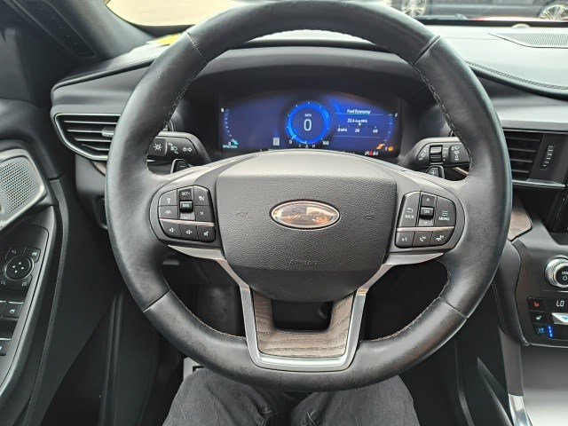 2020 Ford Explorer Platinum photo 23