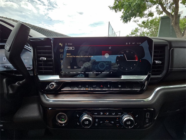 2024 Gmc Sierra 1500 SLT photo 16