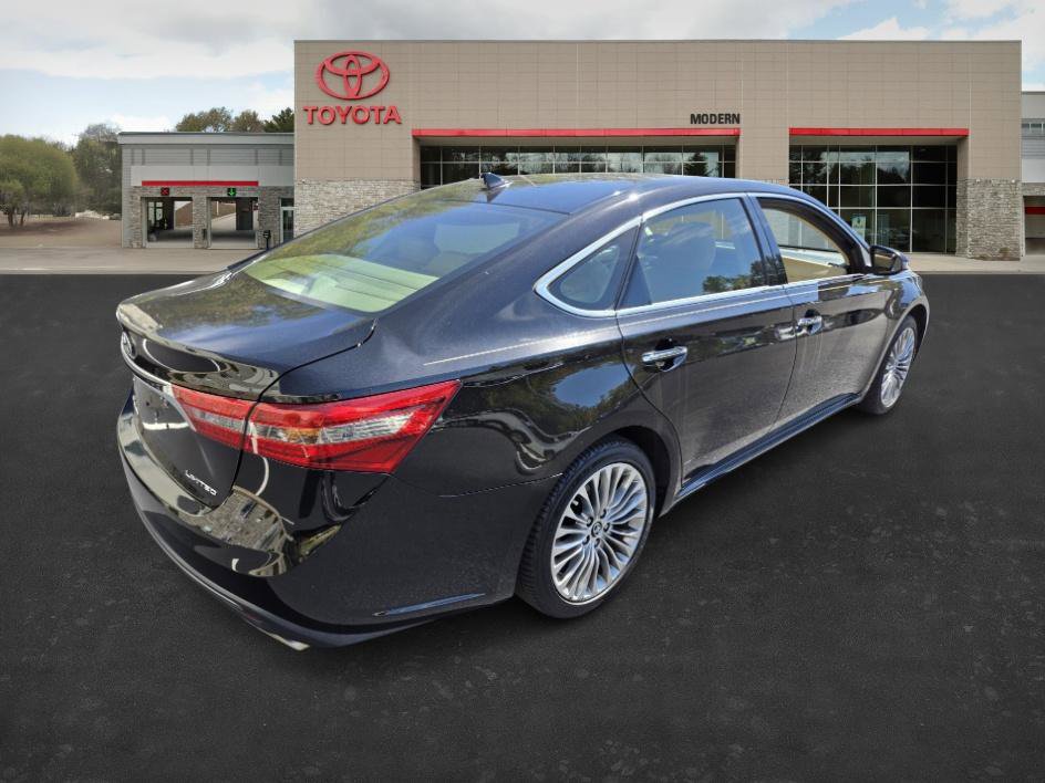 2018 Toyota Avalon Limited photo 5