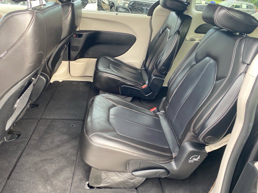 2021 Chrysler Voyager LXi photo 21