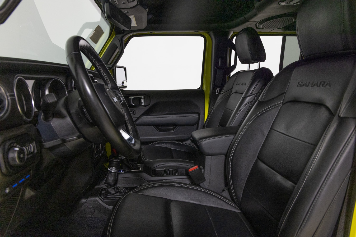 2022 Jeep Wrangler Unlimited Sahara 4xe photo 16