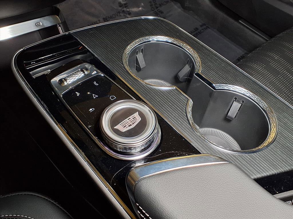 2025 Cadillac Lyriq Sport photo 18