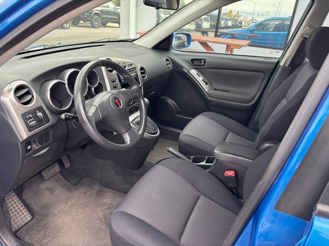 2007 Pontiac Vibe Base photo 4