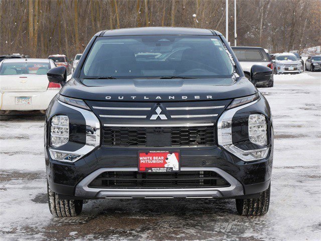 Certified 2025 Mitsubishi Outlander SE with VIN JA4J4VA83SZ029933 for sale in White Bear Lake, Minnesota