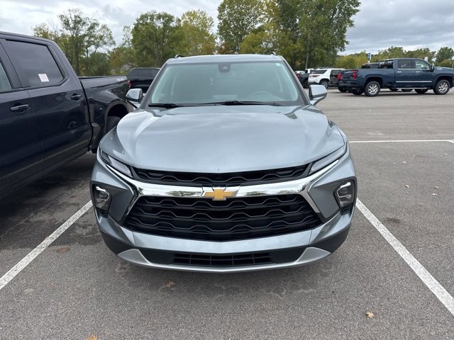 2023 Chevrolet Blazer 2LT photo 2