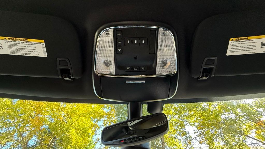 2020 Jeep Grand Cherokee Altitude photo 32