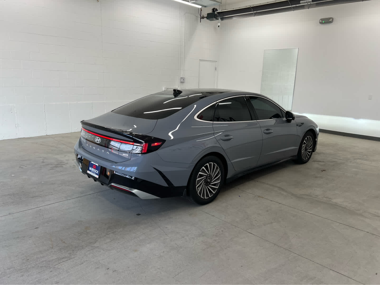 2024 Hyundai Sonata Hybrid Limited photo 3
