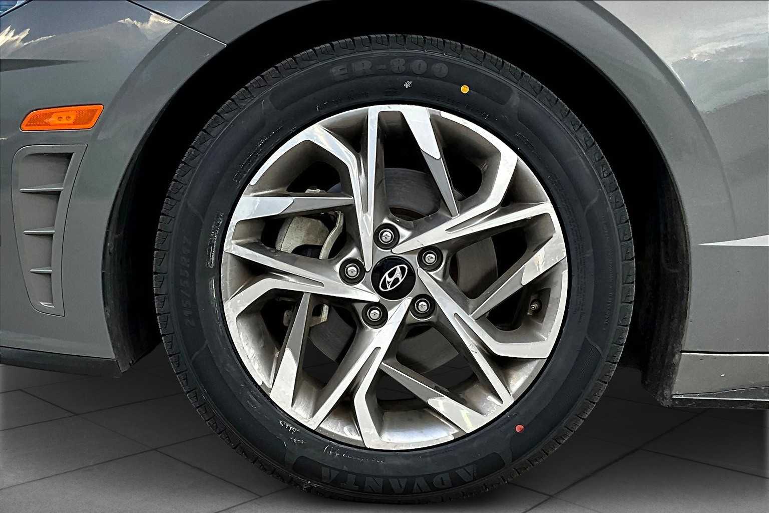 2023 Hyundai Sonata SEL photo 9