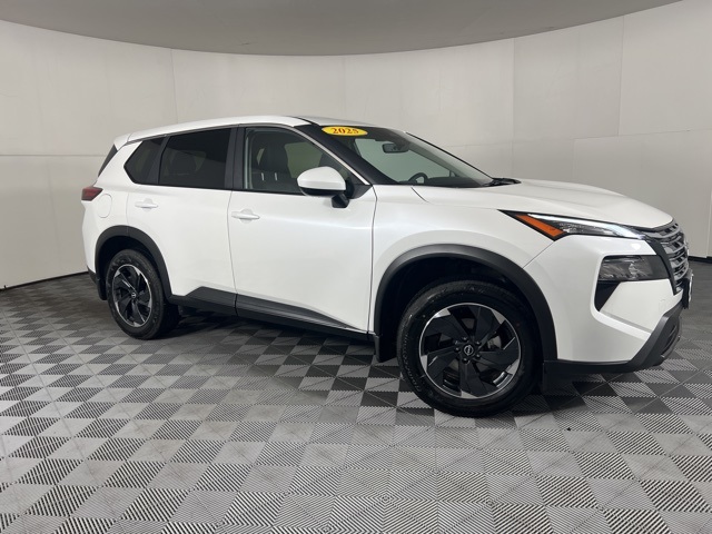 2025 Nissan Rogue SV photo 15