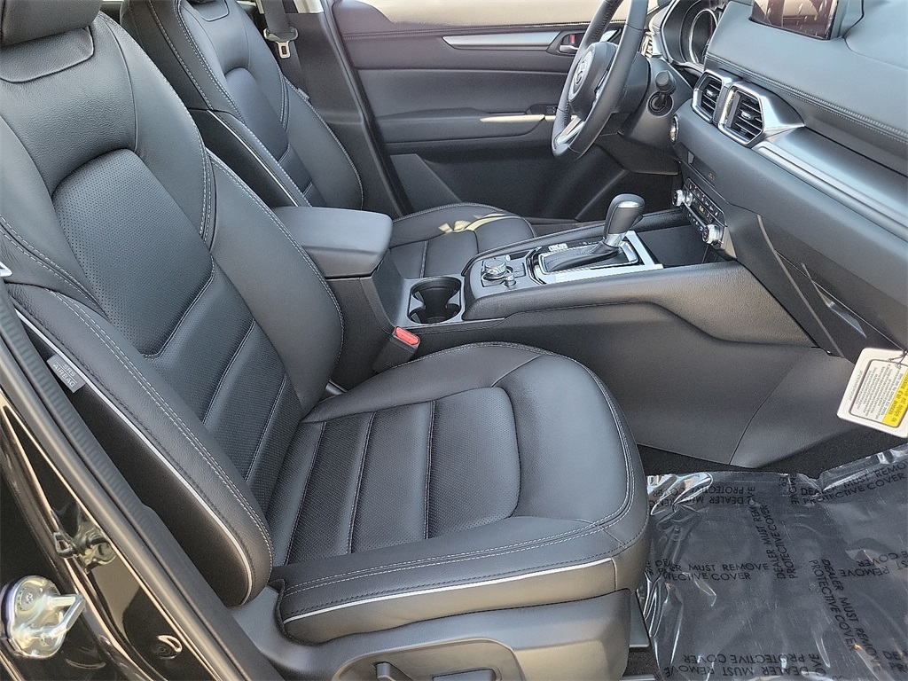 2025 Mazda CX-5 2.5 S Preferred photo 13