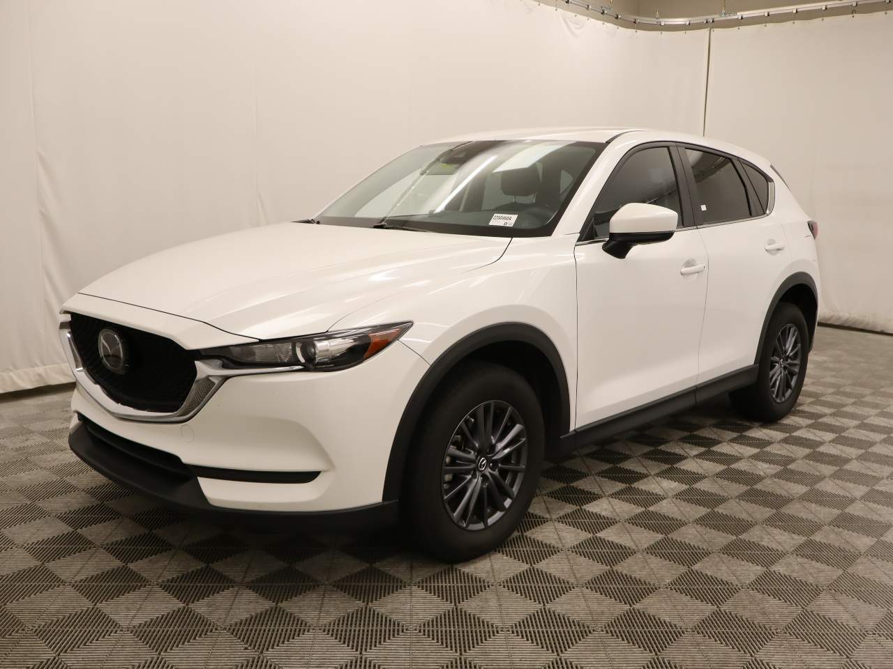 2019 Mazda CX-5 Sport's photo