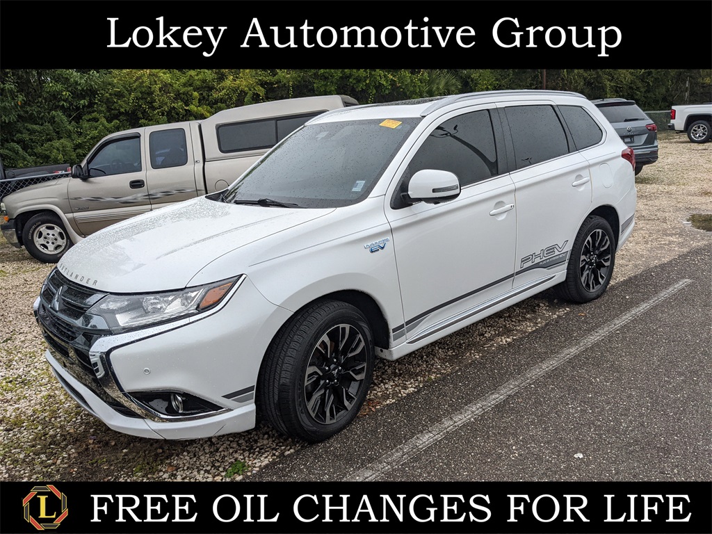 2018 Mitsubishi Outlander GT's photo