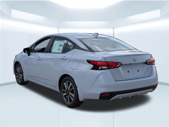 2025 Nissan Versa SV photo 3