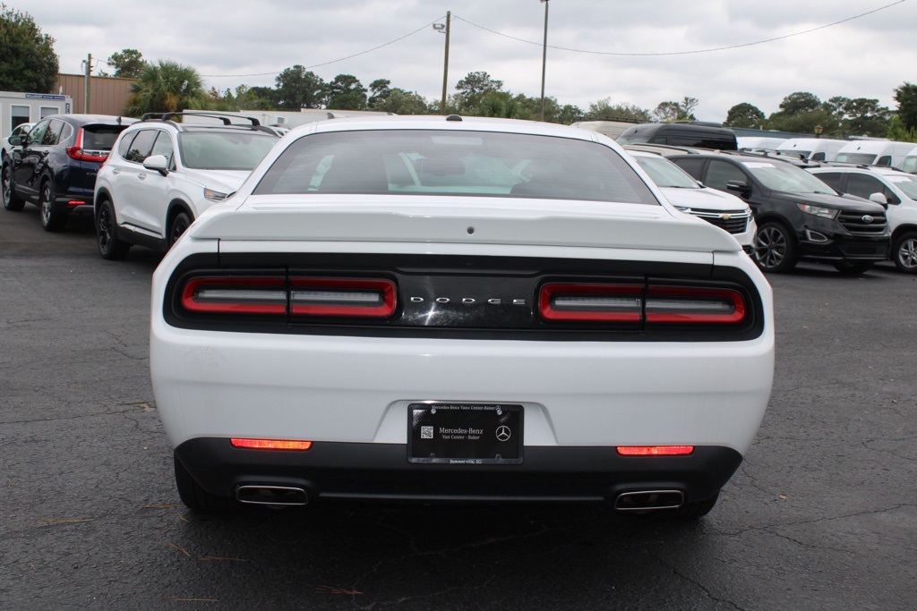 2019 Dodge Challenger SXT photo 7
