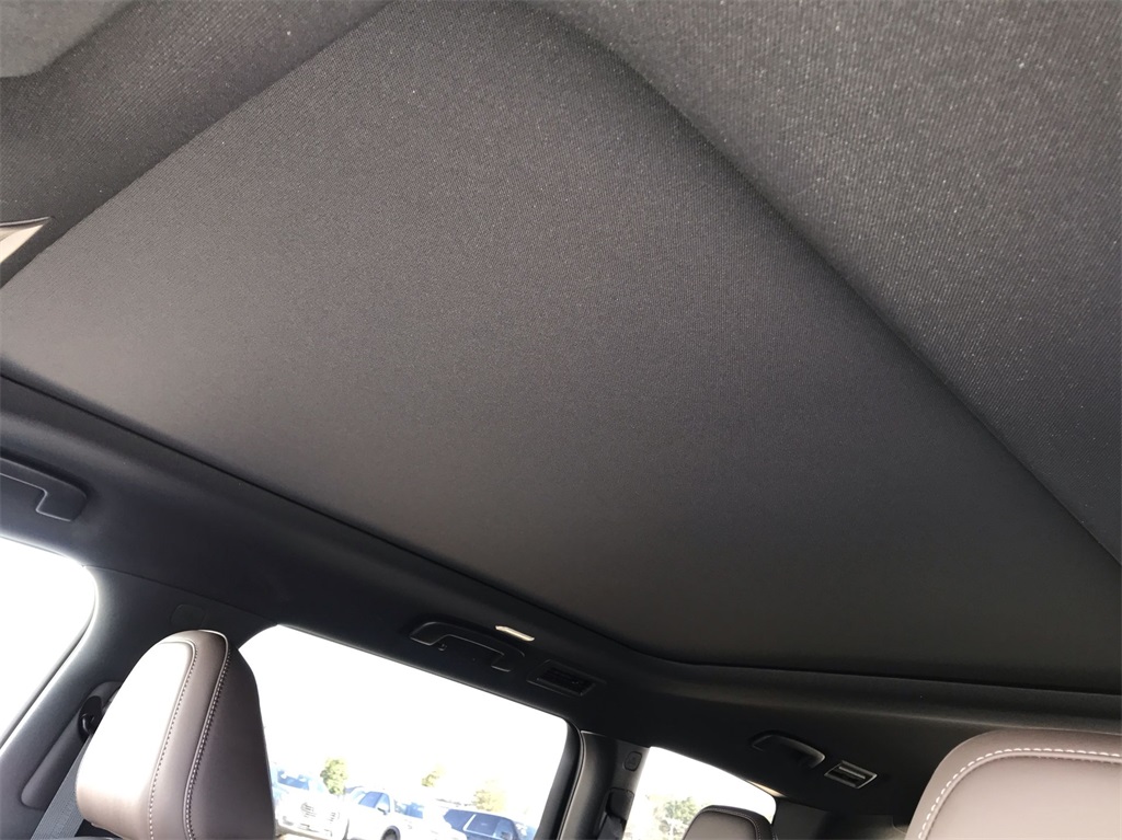 2025 Nissan Armada Platinum photo 21