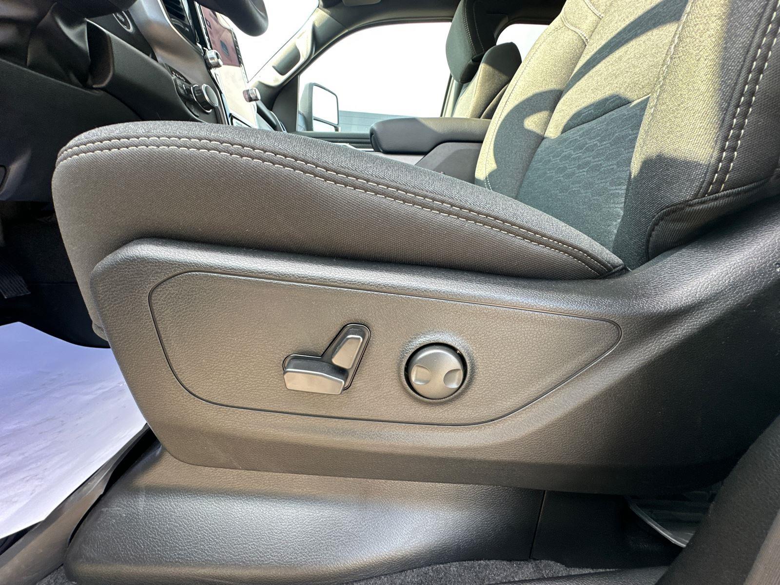 2026 Ram 1500 Big Horn photo 11