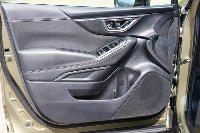2024 Subaru Forester Premium Base photo 9
