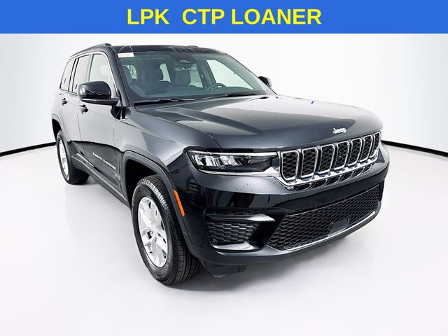 2025 Jeep Grand Cherokee Laredo's photo