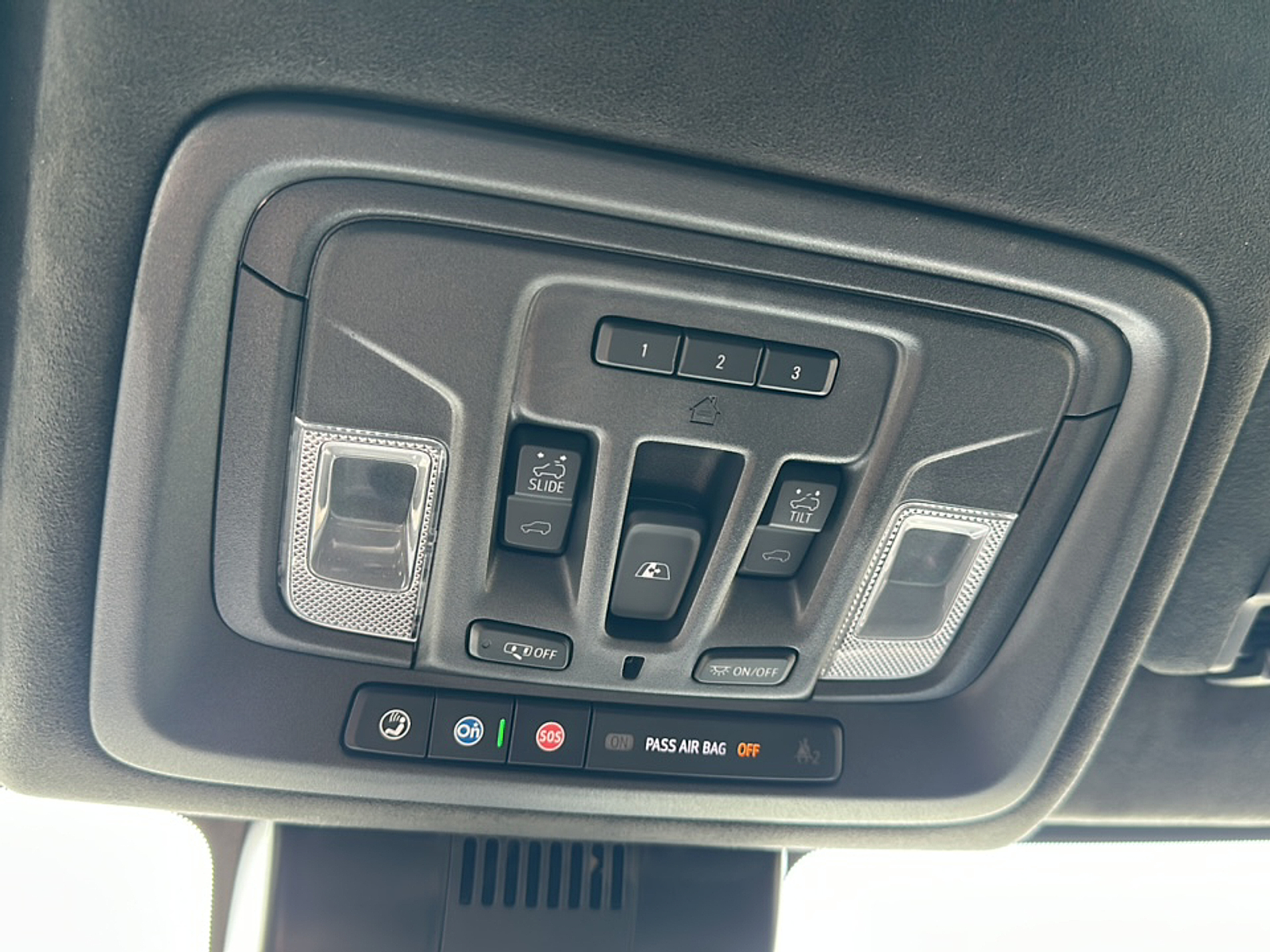 2024 Gmc Sierra 1500 AT4X photo 18