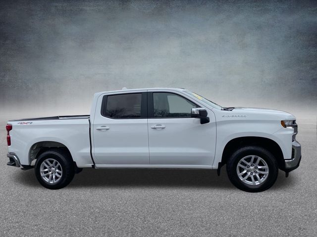 2022 Chevrolet Silverado 1500 LT photo 3
