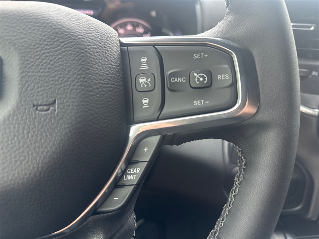 2025 Ram 2500 Laramie photo 33