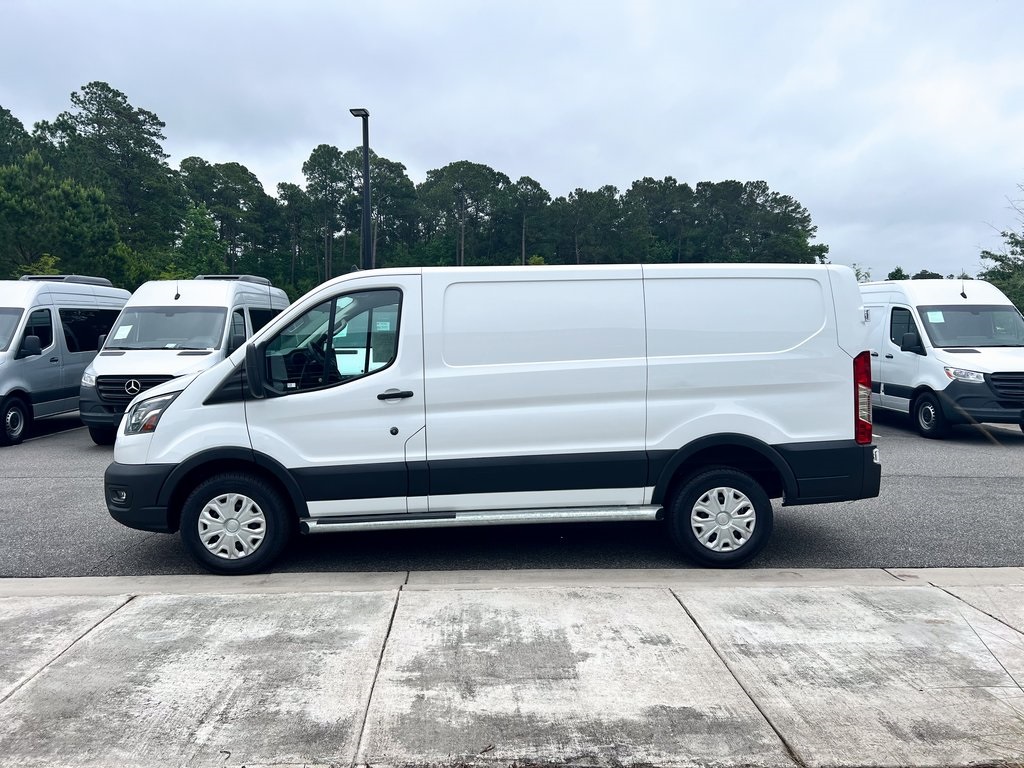 2023 Ford Transit Cargo Van photo 17