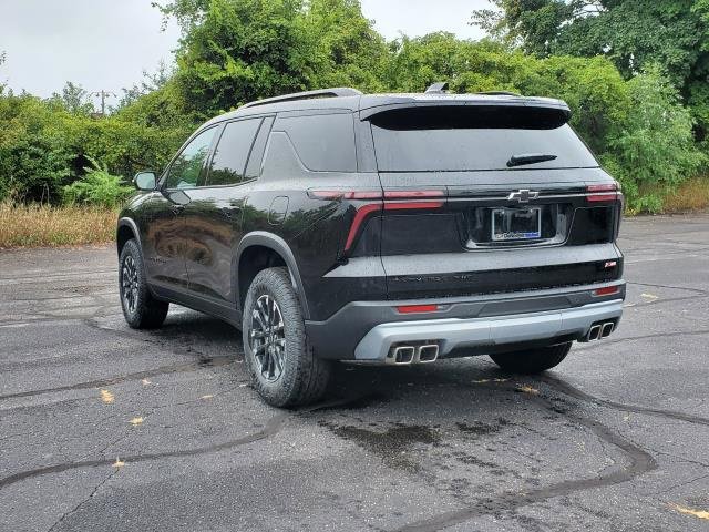 2026 Chevrolet Traverse Z71 photo 3
