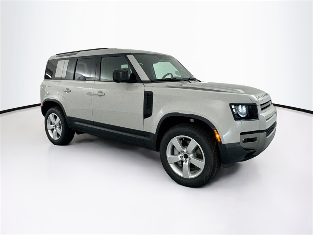 2026 Land Rover Defender 110 S photo 3