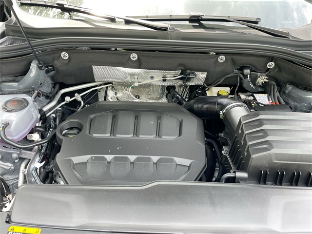 2025 Volkswagen Atlas Peak Edition SE Technology photo 45