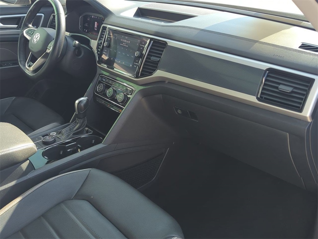 2022 Volkswagen Atlas V6 SEL Premium R-Line photo 23