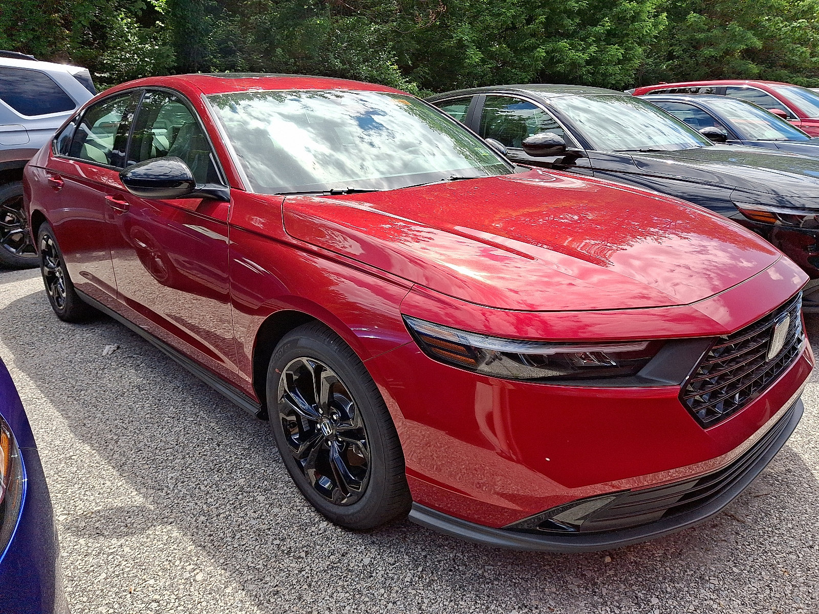 2025 Honda Accord SE photo 2