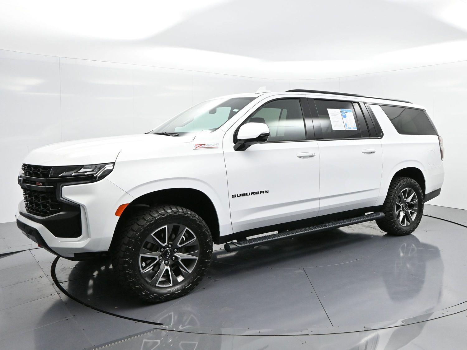 2024 Chevrolet Suburban Z71 photo 3