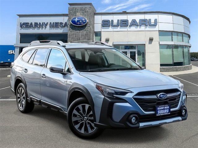 2025 Subaru Outback Touring's photo