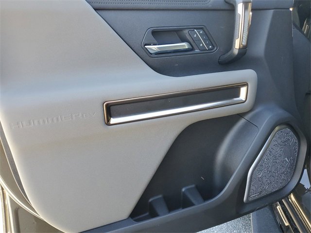 2025 Gmc Hummer EV Pickup photo 16