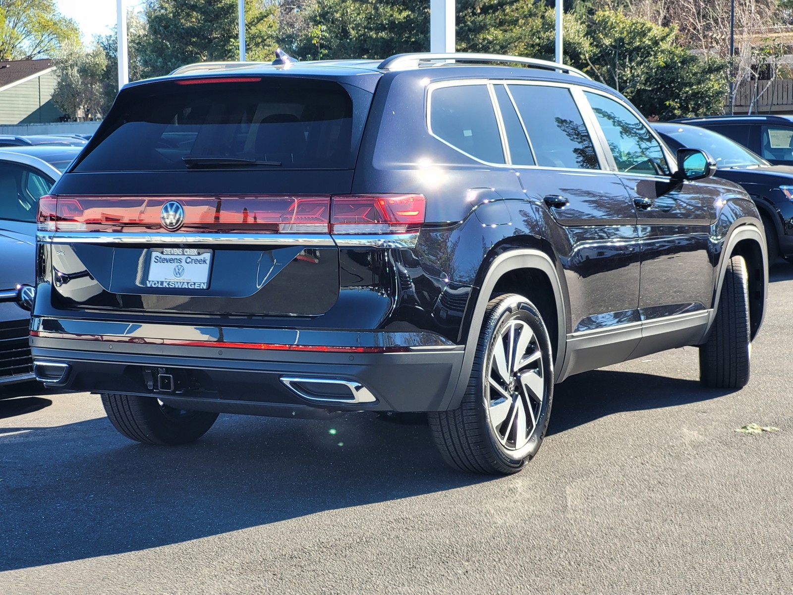 2025 Volkswagen Atlas SE Technology photo 4