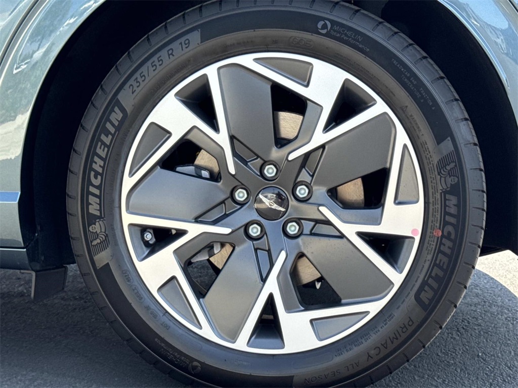 2026 Genesis GV60 Performance photo 18