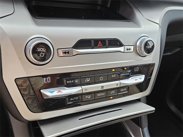2021 Ford Explorer XLT photo 20